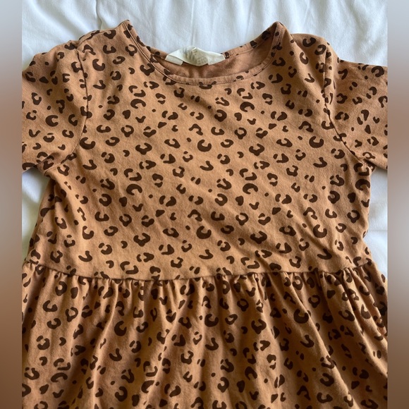 Old Navy Toddler Tan Leopard Print Long Sleeve Swing Dress size 5t/6 - Picture 2 of 7